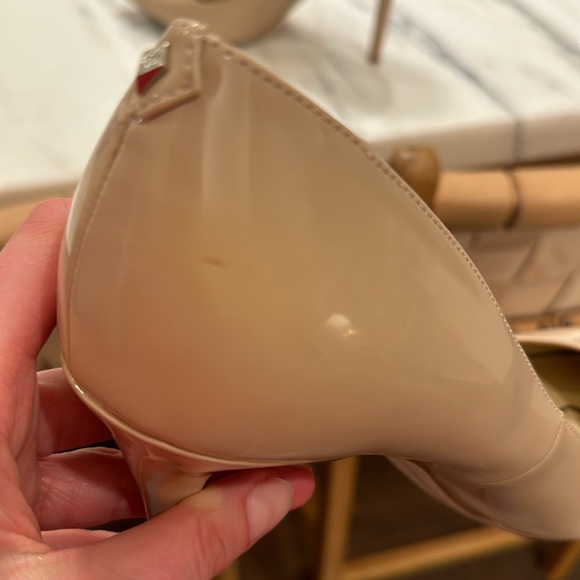 Hazel pointed patent pumps - Picture 2 of 7